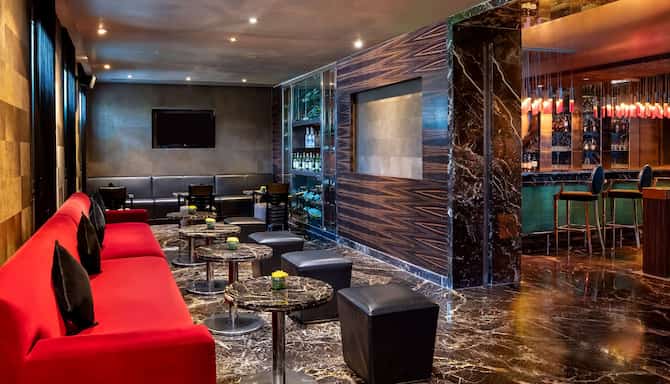 Blog images - 2024 - Discover the charm of hotels in India destination The Connaught Bar