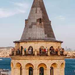 Blog images - 2024 - Discover Istanbul through the lens related blog img