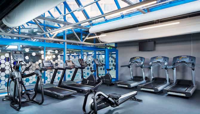 Blog images - 2024 - reasons to host your next event at London Heathrow Meetings V LHRPQ