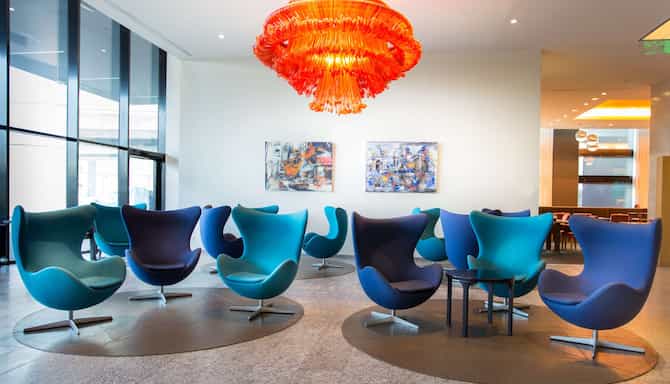 Blog images - 2024 - reasons to choose Radisson Blu Hotel Zurich Airport for your next meeting Meetings radisson blu lobb