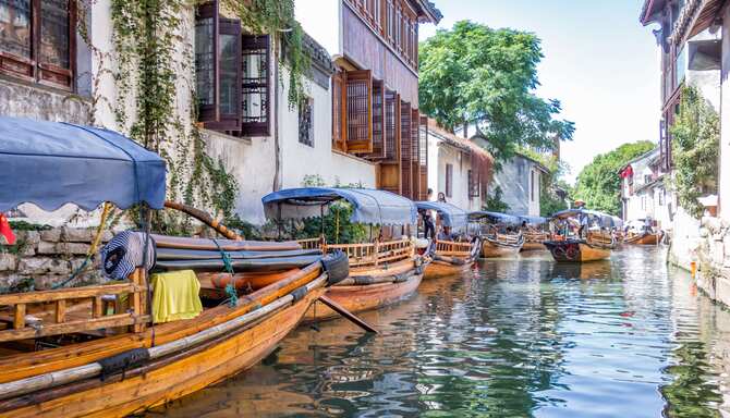 Blog images - 2024 - The Best Day Trips from Shanghai Water Town Zhouzhuang
