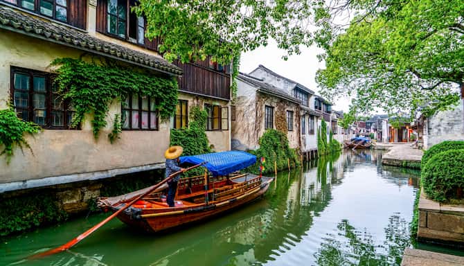 Blog images - 2024 - The Top Boat Tours in Shanghai Residence in Zhouzhuang