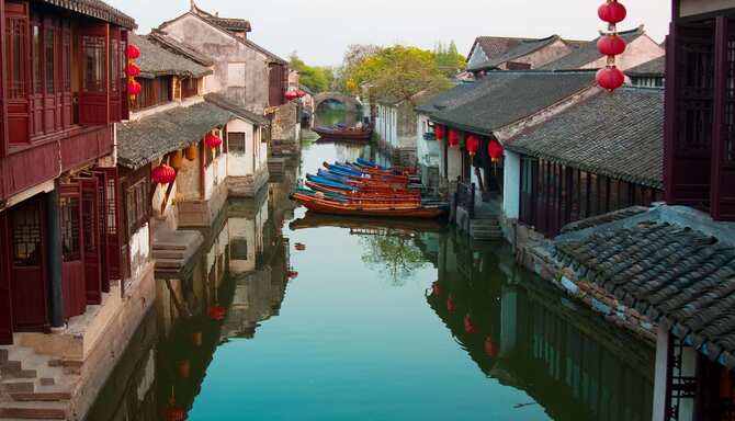 Blog images - 2024 - The Top Boat Tours in Shanghai Zhouzhuang Ancient Town