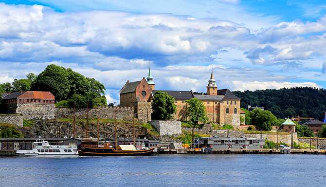 Blog images - 2024 - Exploring Oslo Insider Tips for Your Next Adventure Destination Akershus Fortress