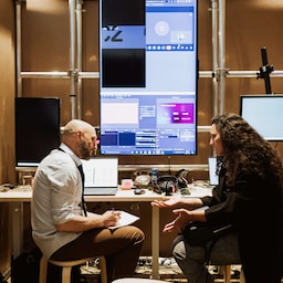 Blog images - 2024 - How to personalize event experiences with AIMikae l Theimer