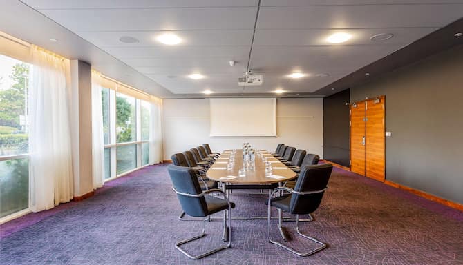 Blog images - 2024 - reasons to host your next event at London Heathrow Meetings Radisson Hotel amp amp Conference Centre