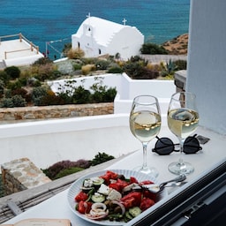 Blog images - 2024 - The Ultimate Guide to Explore the Authentic Side of Mykonos DESTINATION partb