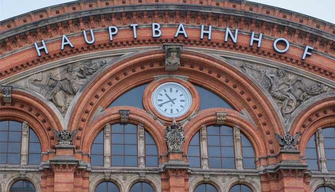 Blog images - 2025 VOL 2 - Nearby Attractions to B rgerpark