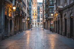 Blog images - 2025 VOL 2 - Discover the charm of Bilbao nightlife