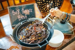 Blog images - 2025 VOL 2 - Discover the Delicious World of Food in Borneo