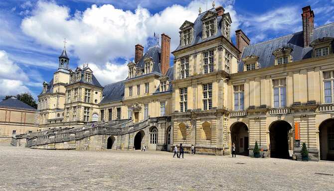 Blog images - 2025 VOL 2 - Castle of Fontainebleau France