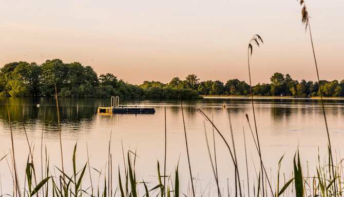 Blog images - 2025 VOL 2 - Lakes near paris