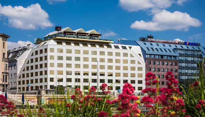 Blog images - 2025 VOL 2 - Radisson RED Vienna