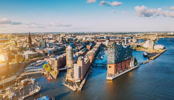 Blog images - 2025 VOL 2 - Hamburg Hafencity a blend of past and present