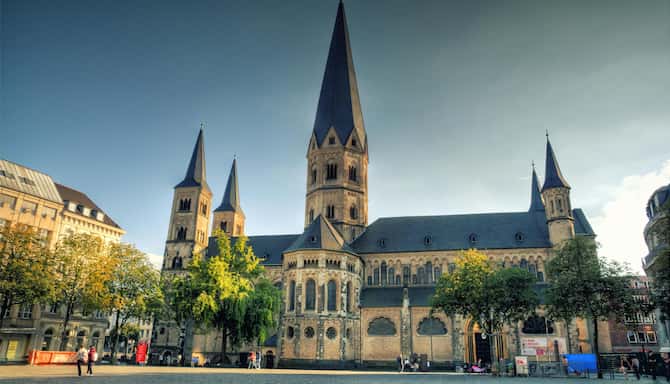 Blog images - 2025 VOL 2 - Bonn Minster is a Roman Catholic church