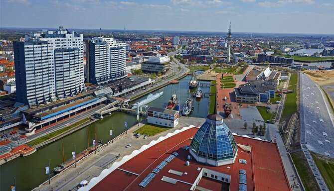 Blog images - 2025 VOL 2 - Viertel Vistrict Where Art Meets Culture