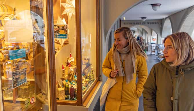 Blog images - 2025 VOL 2 - Experience Westside Shopping Center Magic