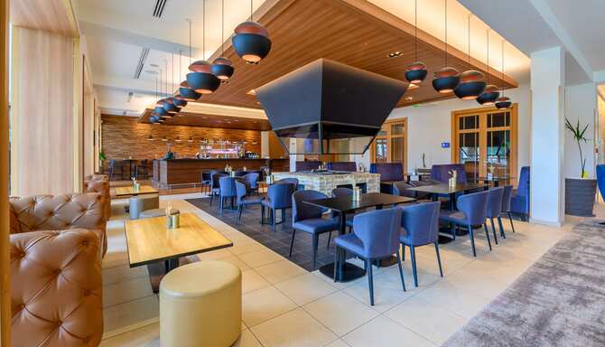 Blog images - 2025 - The Perfect Destination For A Magical Stay Discover Radisson Blu Paris Marne la Vall e DestinatioFR