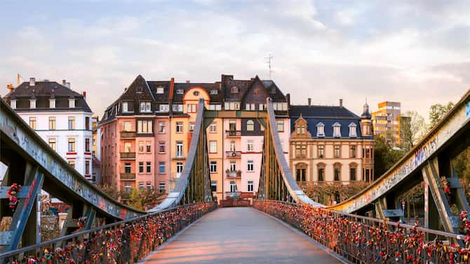 Blog images - 2025 - The Eiserner Steg Iron Bridge Frankfurt Hessen Germany