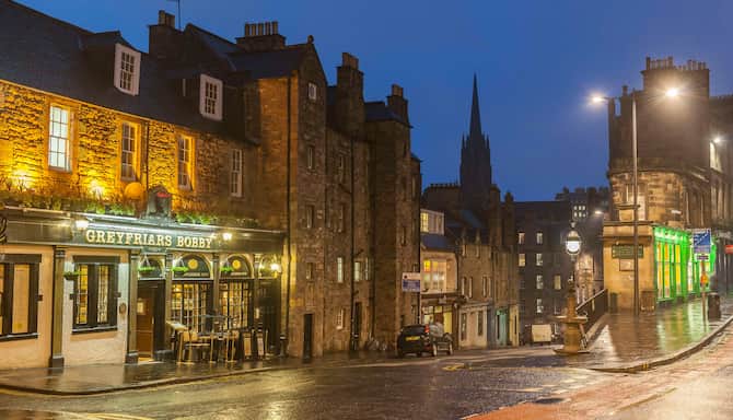 Blog images - 2025 - Greyfriars Pub candlemaker