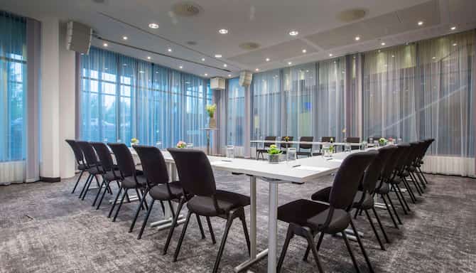 Blog images - 2025 - Why Sustainable Meetings Are the New Standard Meetings RDBLU Airport Hotel Gardemoen OSLZR