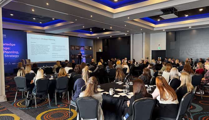 Blog images - 2025 - A Smart Choice for Healthcare Meetings Radisson Heathrow Day