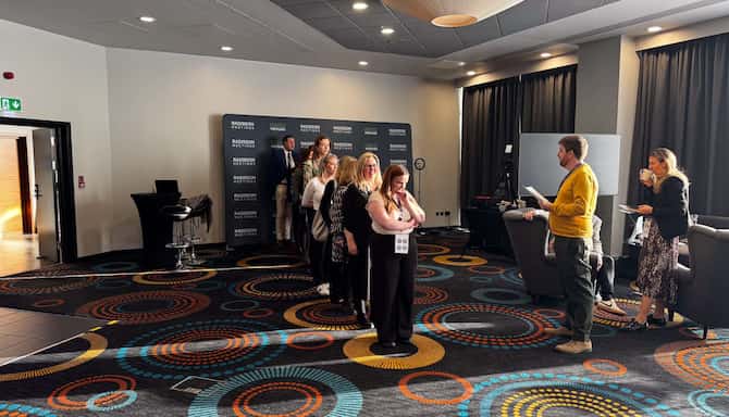 Blog images - 2025 - A Smart Choice for Healthcare Meetings Radisson Heathrow Day