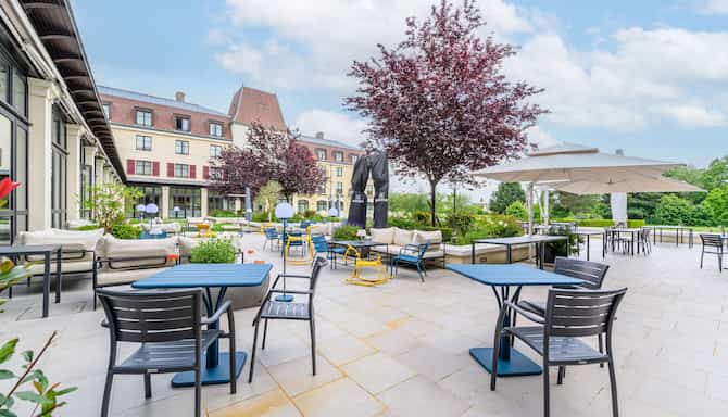 Blog images - 2025 - The Perfect Destination For A Magical Stay Discover Radisson Blu Paris Marne la Vall e DestiFRDLPML