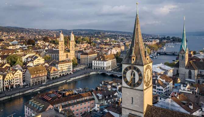 Blog images - 2025 - Things to do in Zurich uncover hidden gems Destination Grossmunster Cathedral Europe