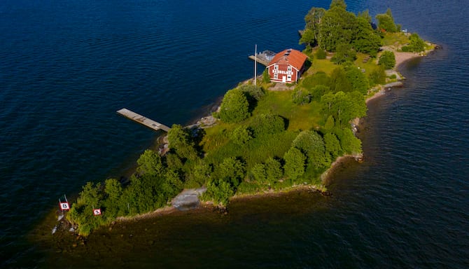 Blog images - 2025 - Day trips from Stockholm discover hidden gems Experiences Stockholm Archipelago Vaxholm Island