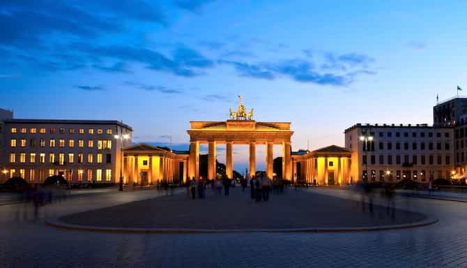 Blog images - 2025 - Day trips from Berlin discover hidden gems Experiences Brandenburg Gate and Luisenplatz