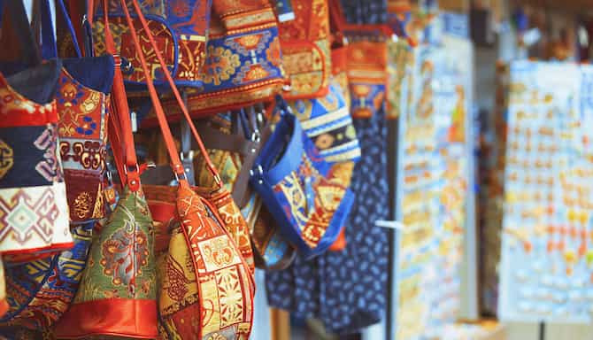 Blog images - 2025 - Flea markets Istanbul hidden treasures await