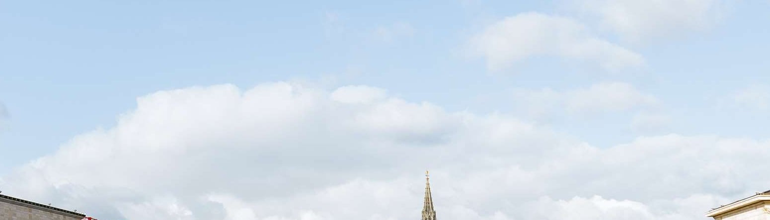 Blog images - 2025 - Discover the charm of Brussels neighborhoods Destination Brussels city landscape