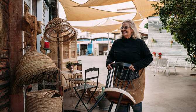 Blog images - 2025 - Uncover treasures at Els Encants Market