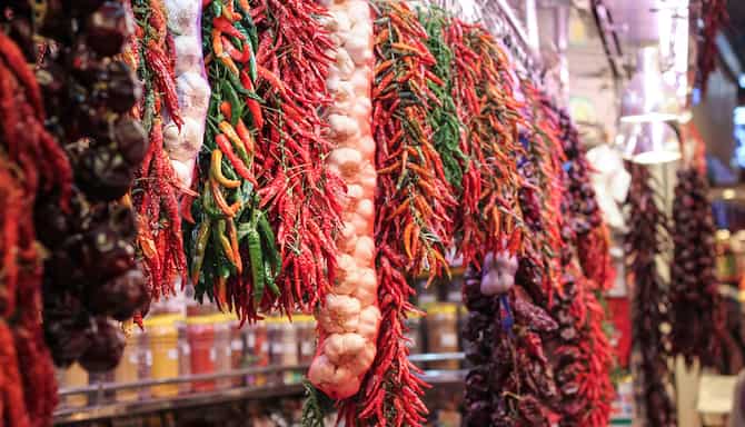 Blog images - 2025 - Vibrant Mercat del Ninot