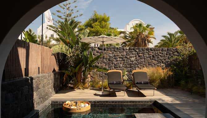 Blog images - 2025 - Greece Unveiled The Ultimate Bucket List and Must Do Experiences Destination DSF