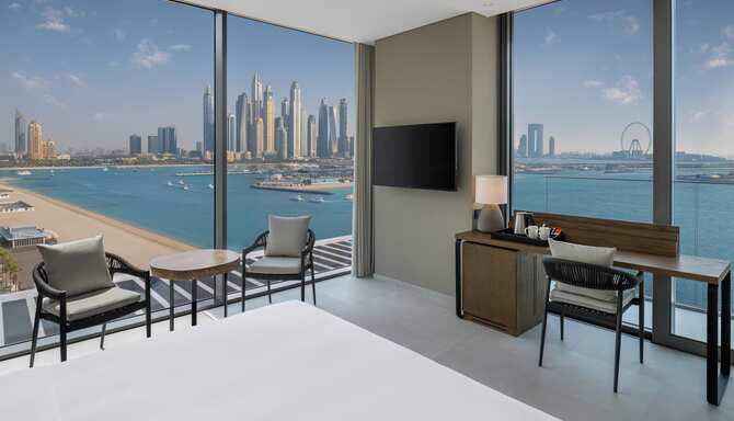 Radisson Resort Palm Jumeirah Premium Corner View - 3 GREAT REASONS TO BOOK A STYLISH BEACH ESCAPE AT DUBAI'S NEWEST RESORT