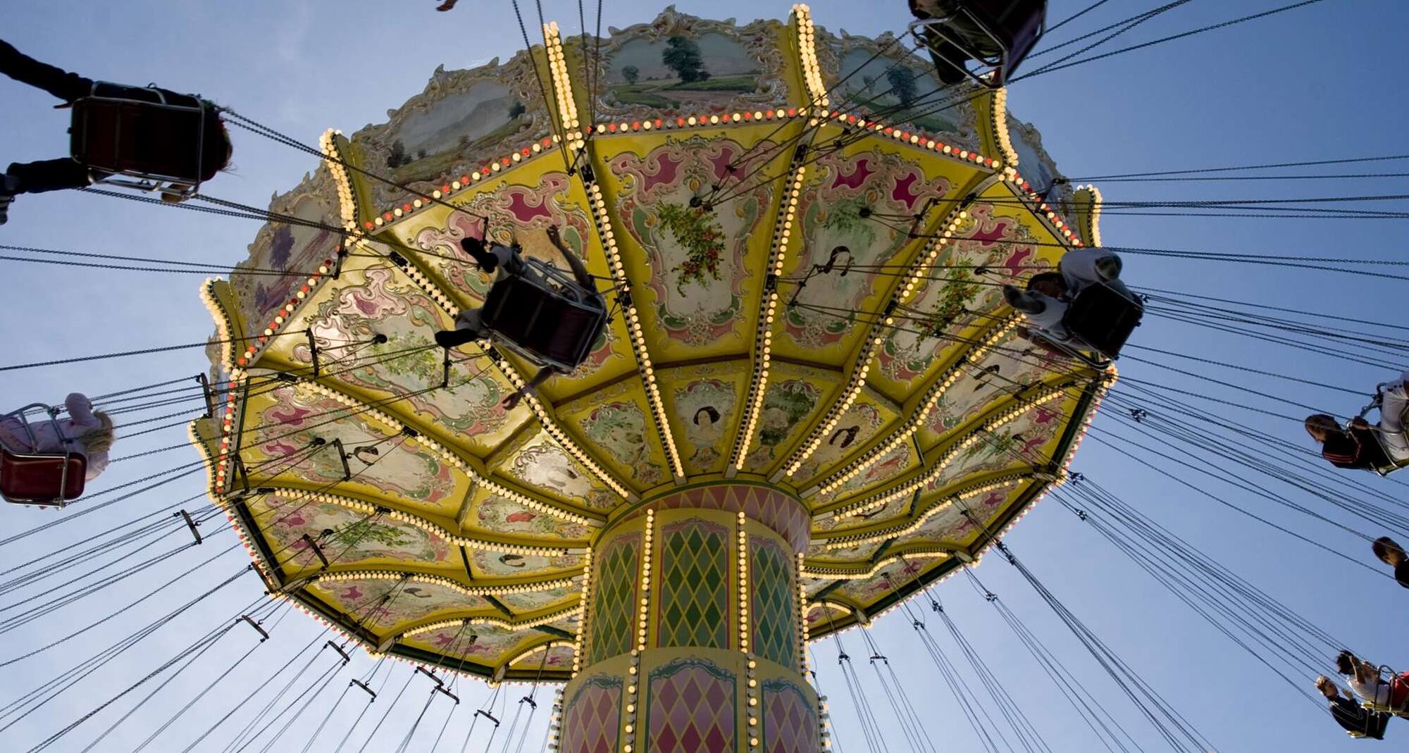 Blog images - Carousel at Grona Lund photo Yanan Li - Top 6 family attractions in Djurgården everyone will love