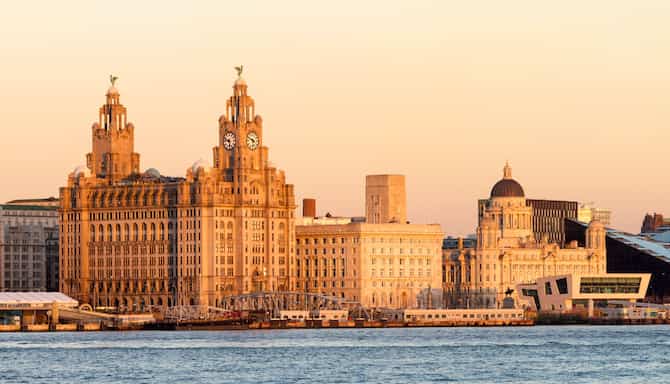 Liver Buildings - Radisson RED Liverpool s FOUR iconic neighbors