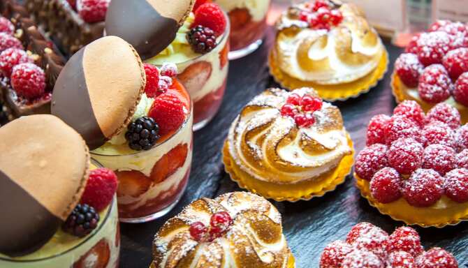 Blog images - Pastries - culinary tour Lyon