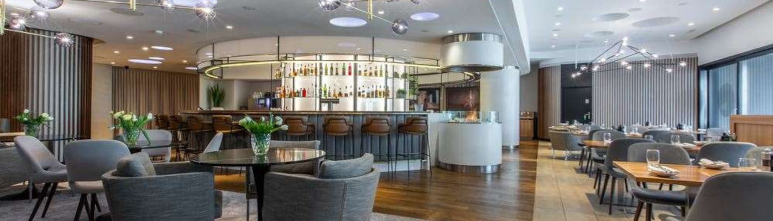 Blog images - 2022 - Radisson Blu Hotel Basel Filini restaurant interiors