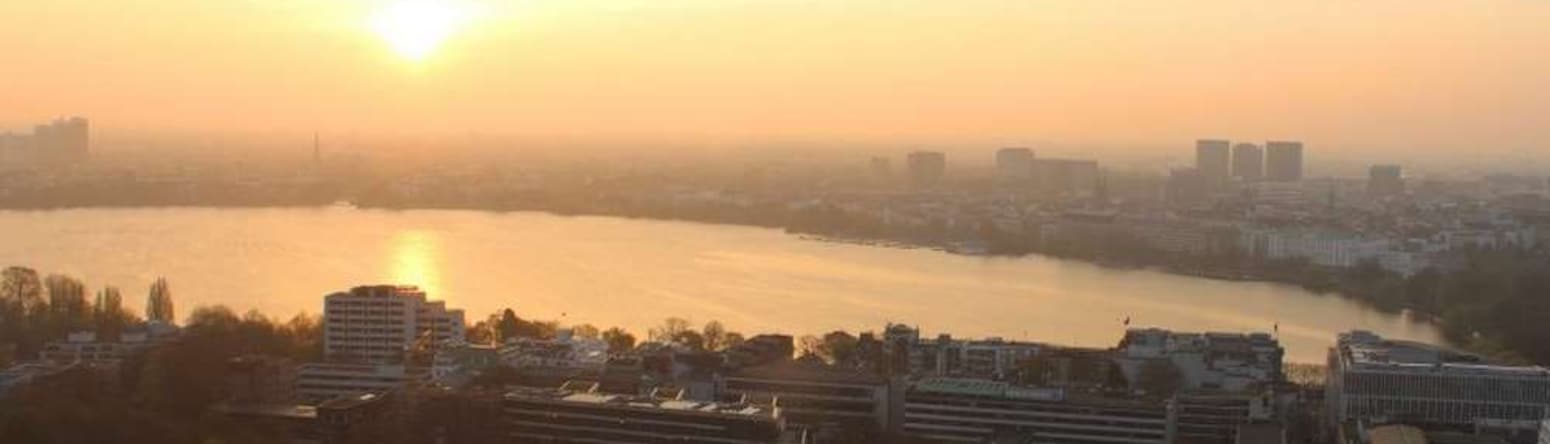 Blu Hotel Hamburg Sunset - Your Room with a #BluView