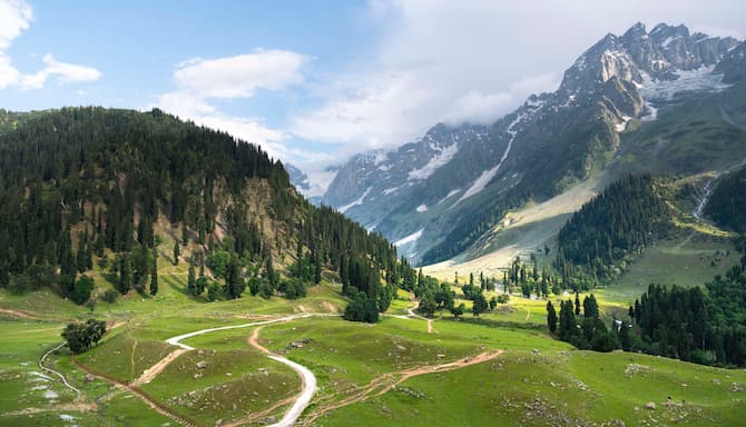 Blog images - 2023 - Kashmir Betaab Valley
