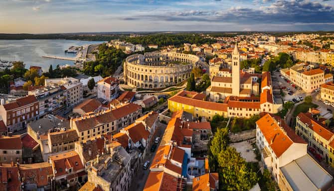 Blog images - 2023 - Where to Go in August Pula