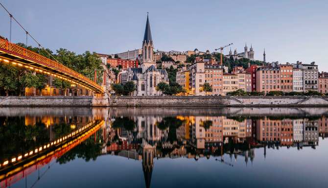 Blog images - 2023 - Where to stay in Lyon Old Town The Ultimate Guide Hero image of the city