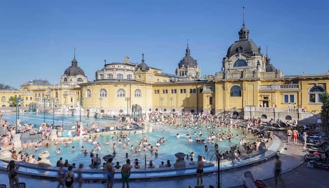 Blog images - 2023 - Szechenyi Thermal Bath Destination A Cultural Trip Through Budapest