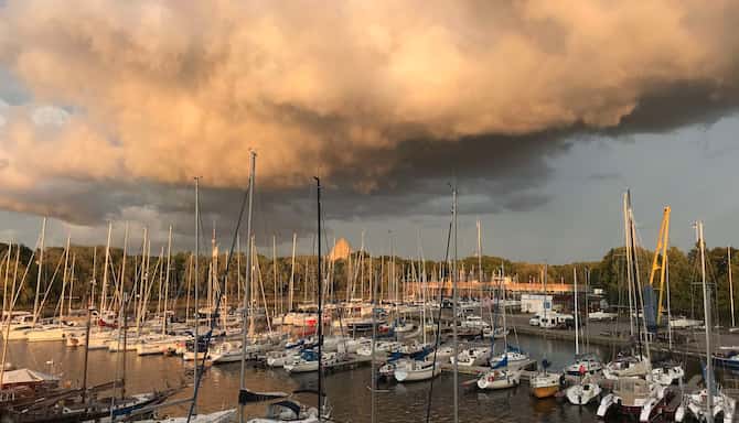 Blog images - Fun facts you need to know about Tallinn-Tallinn Pirita Harbour stock photo