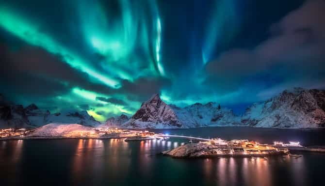 Blog images - Top Four Places to Visit in March - northern lights tromso