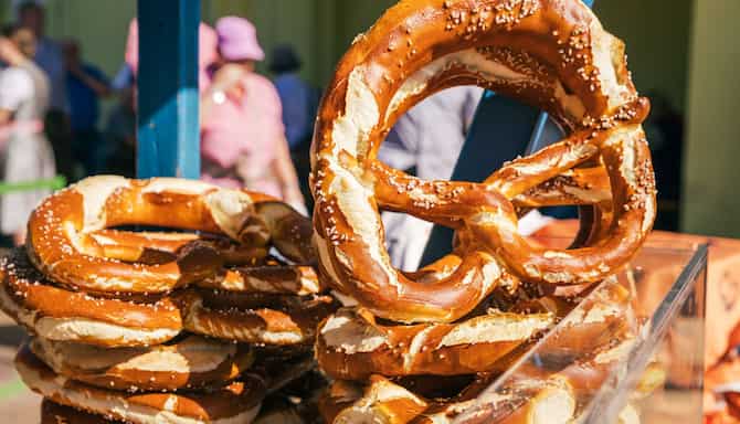 Blog images - Munich’s best Bavarian food: 9 delicious dishes - pretzel