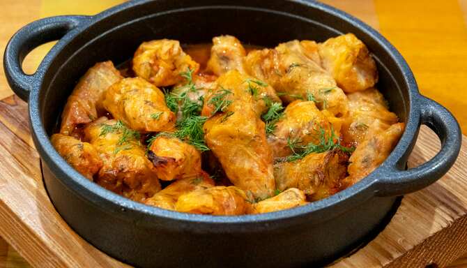 Blog images - The best Polish Traditional Food to fall in love with - Gołąbki served in a pan